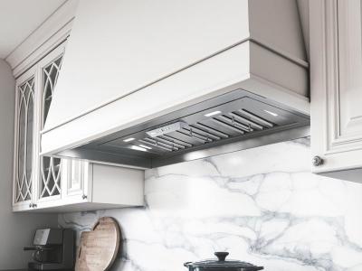 38" Zephyr Pro Collection Insert Tornado III Range Hood - AK8300BSX